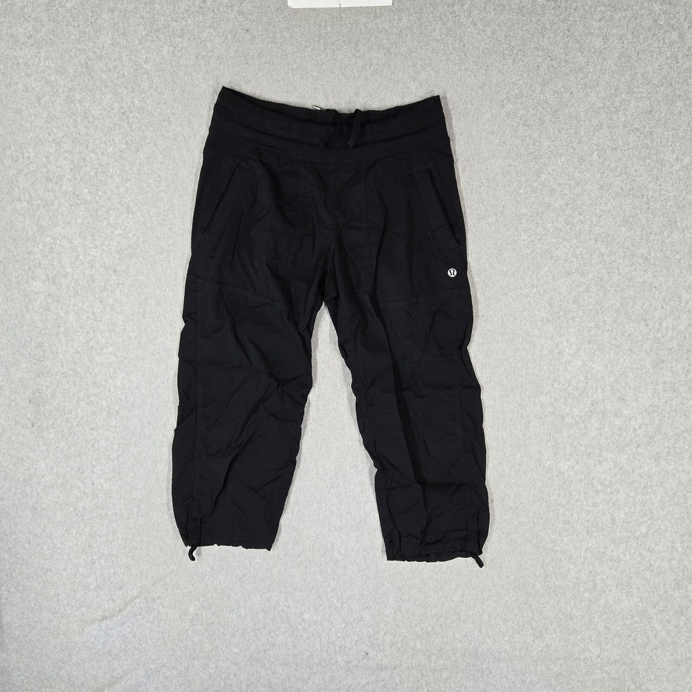 Lululemon Activewear Pants 4 Black Studio Capri 17" Inseam Logo